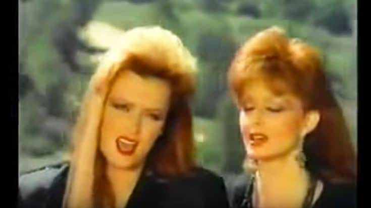 The Judds Promote Unity & Peace In “Love Can Build A Bridge” | Country Music Videos