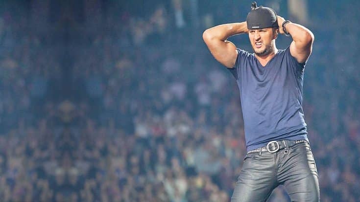 Luke Bryan Debuts New Moves During Steamy Performance | Country Music Videos