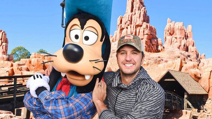 Luke Bryan Took Family To Disney World And What Happened Next Was Priceless | Country Music Videos