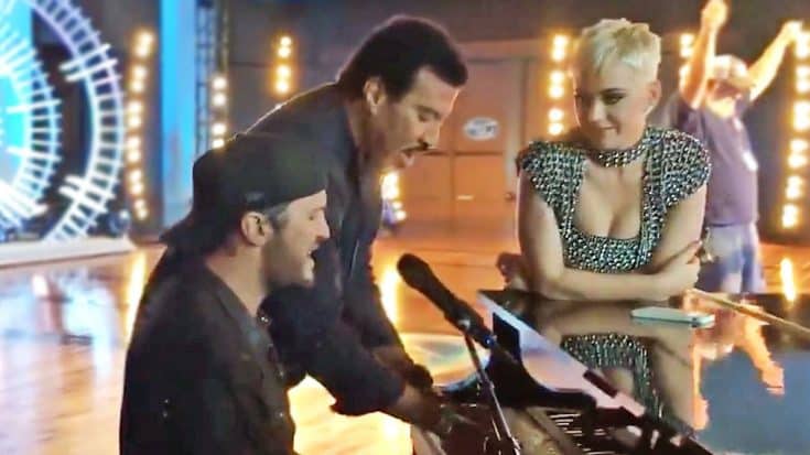 Need A Reason To Smile? Just Watch Luke Bryan Play Piano With Lionel Richie | Country Music Videos