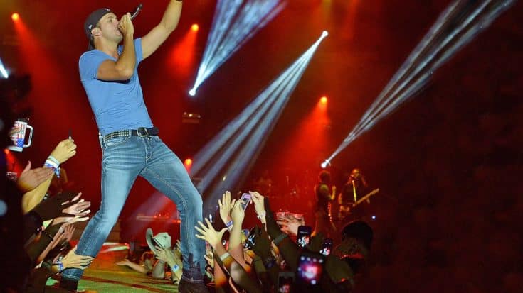 Y’all Won’t Believe What Ellen Degeneres Thinks Of Luke Bryan’s Tight Jeans | Country Music Videos