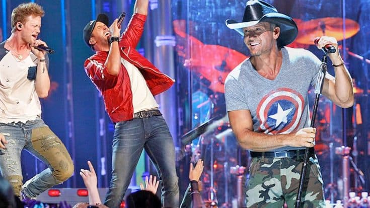 Luke Bryan And Florida Georgia Line Give Energetic Performance of A Tim McGraw Classic! | Country Music Videos