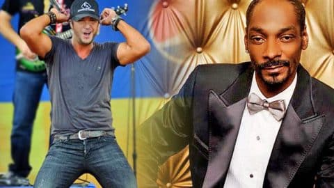 Luke Bryan Cracks Up While Singing Hip Hop Medley, “Rack City” and “Get Low”! | Country Music Videos