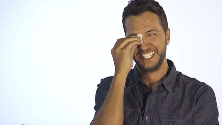 Luke Bryan Laughs So Hard, He Sobs, And it’s Absolutely HILARIOUS! | Country Music Videos