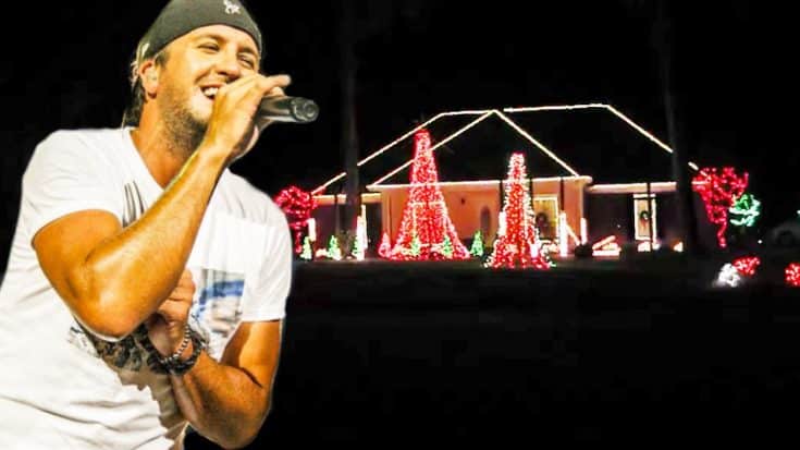 Christmas Lights Synced With Luke Bryan’s ‘Run Rudolph Run’ | Country Music Videos
