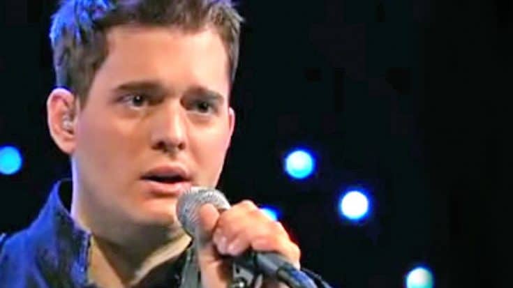 Michael Bublé Enchants With Cover Of Willie Nelson’s ‘Always On My Mind’ | Country Music Videos
