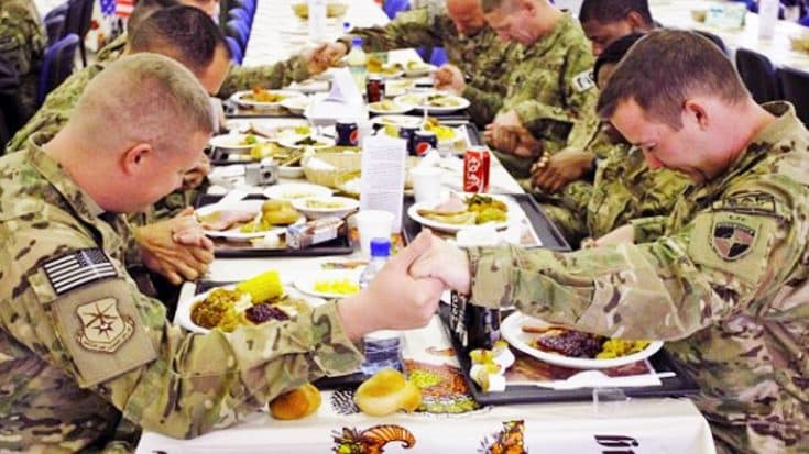 Video Honors Military Members Who Can’t Come Home For Thanksgiving | Country Music Videos
