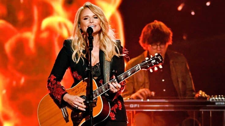 Miranda Lambert Delivers Fiery Performance Of New Single ‘Keeper Of The Flame’ | Country Music Videos