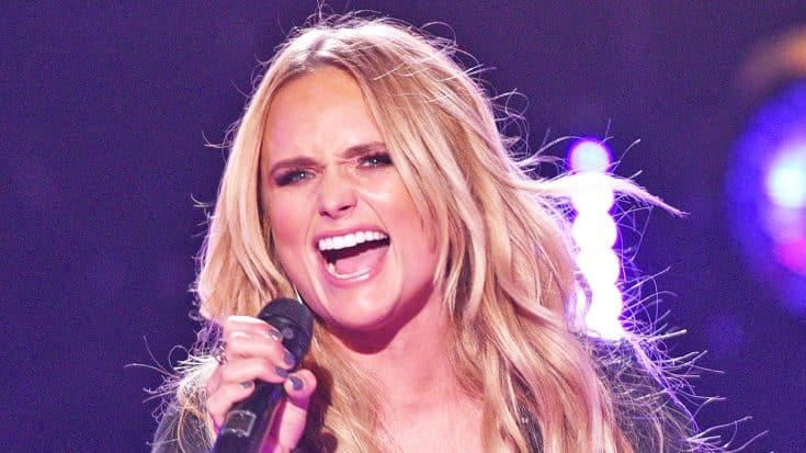 Fans Scream When Miranda Lambert Changes Lyrics Of ‘Little Red Wagon’ | Country Music Videos