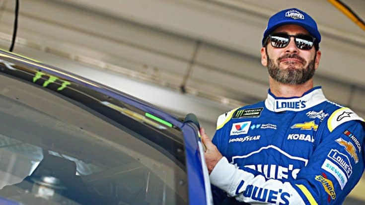 After 18 Years, Major Sponsor Pulls Support From NASCAR’s Jimmie Johnson | Country Music Videos