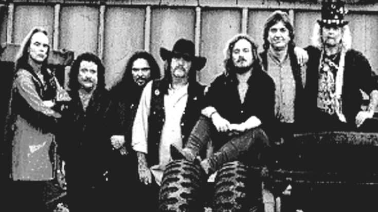 Southern Rock Meets Blues In Skynyrd’s Groovy Take On ‘None Of Us Are Free’ | Country Music Videos