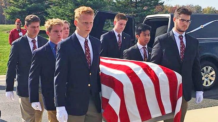 Selfless Students Carry Caskets Of Homeless Veterans | Country Music Videos