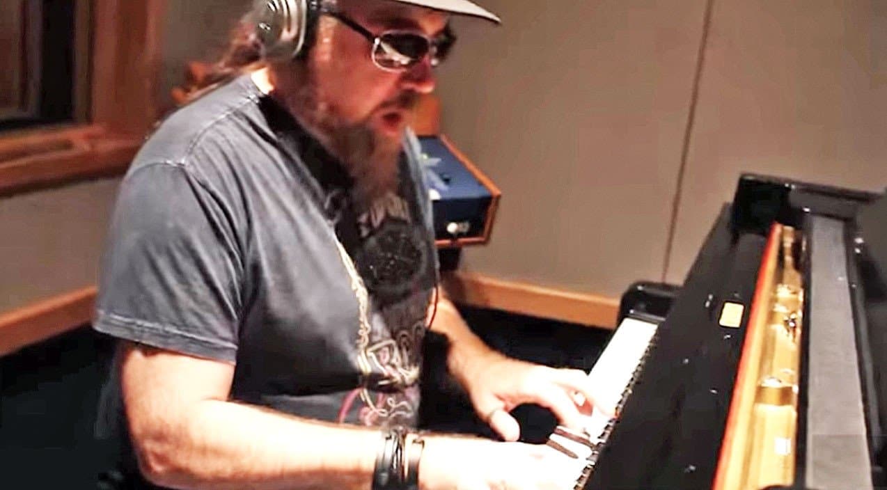 Skynyrd’s Peter Keys Offers Inside Look Into The Studio In 2013 | Country Music Videos