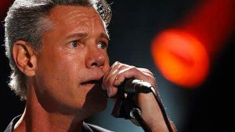 Randy Travis Will Send You To Tears With Chilling ‘Peace In The Valley’ Cover | Country Music Videos