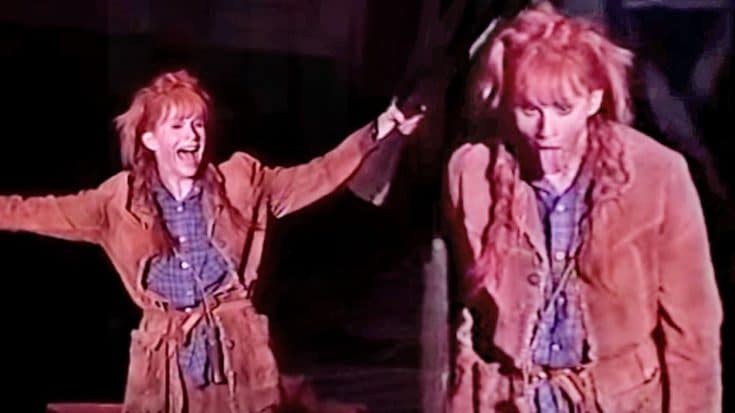 Reba McEntire Brings The Laughs In Hysterical Song From ‘Annie Get Your Gun’ | Country Music Videos