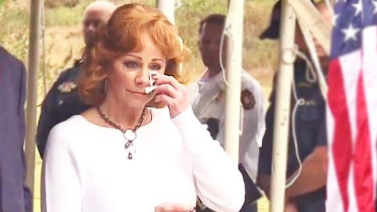 Reba McEntire Couldn’t Control Her Tears During Celebration In Her Honor | Country Music Videos