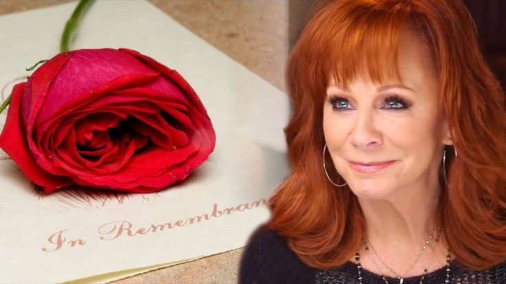 Reba McEntire Discusses The Emotional Song She Sang At Her Father’s Funeral | Country Music Videos