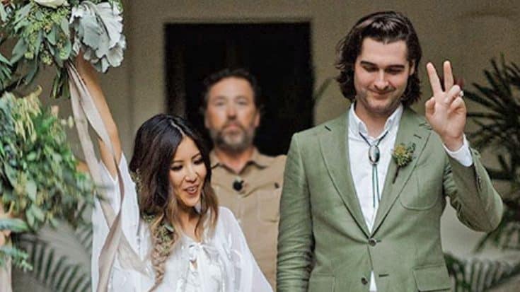 Rebecca Robertson Reveals Never Before Seen Wedding Photos | Country Music Videos