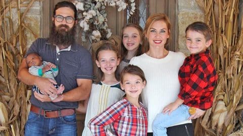 Jep Robertson Shares ADORABLE Photo of His Sons Matching | Country ...