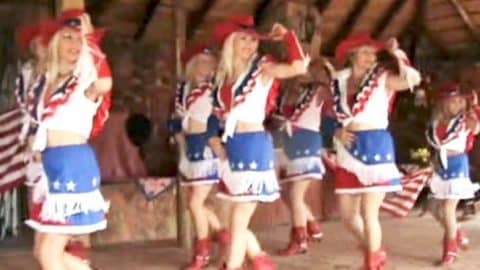 South Africa’s “Rodeo Girls” Show Off A Line Dance | Country Music Videos