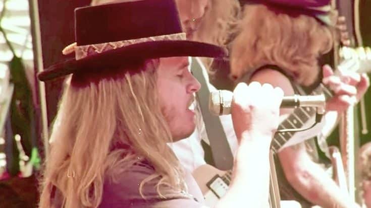 Remember When Ronnie Van Zant Transformed A Merle Haggard Song To Reflect His Own Life? | Country Music Videos