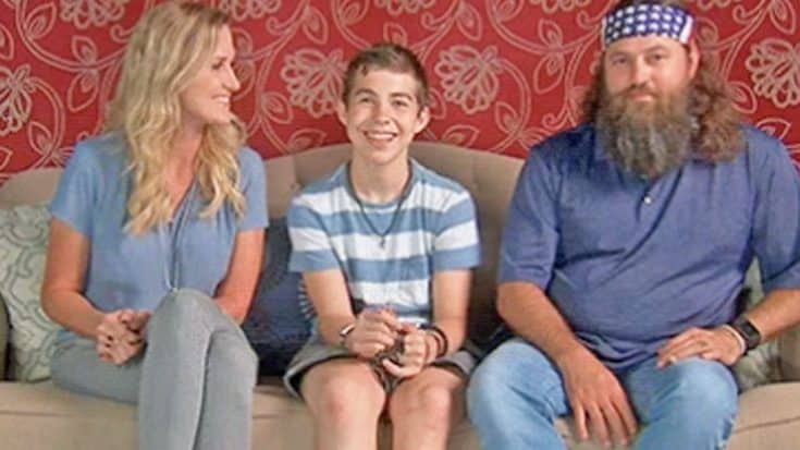 Willie and Korie Robertson’s Newly Adopted Son Makes ‘Duck Dynasty’ Debut | Country Music Videos