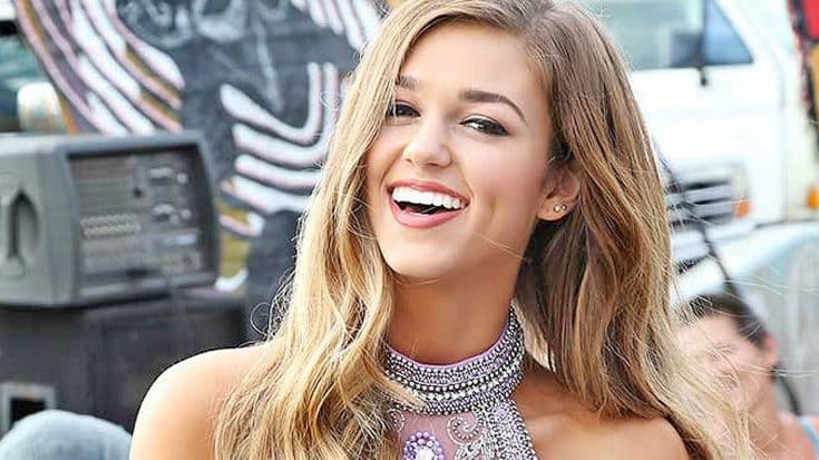 Sadie Robertson To Host Major Event | Country Music Videos