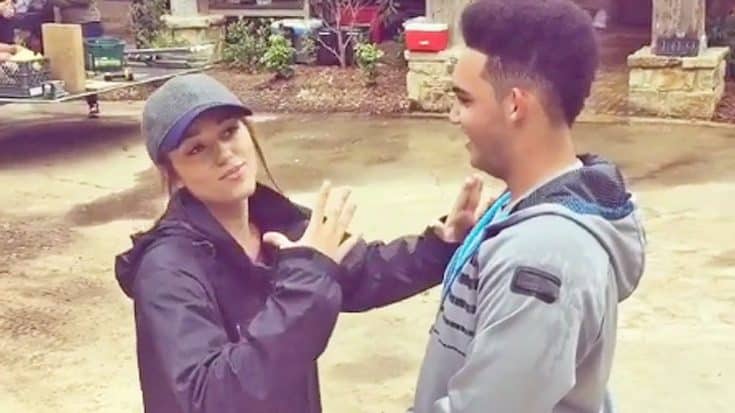Sadie Robertson And Younger Brother Face Off In Hilarious Rap Battle: Who Will Win? | Country Music Videos