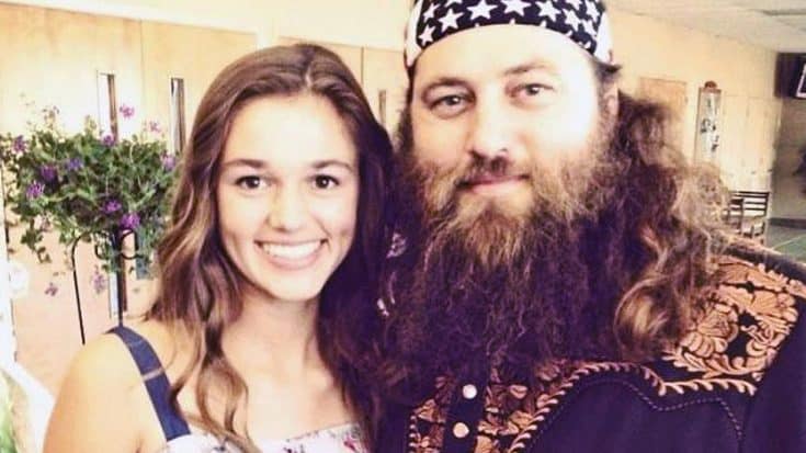 Sadie Robertson’s Get-Well Gift From Father Willie Is Better Than Any Medicine | Country Music Videos
