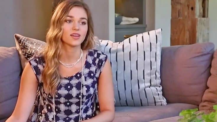 Sadie Robertson Responds To Trump’s Leaked ‘Access Hollywood’ Tapes | Country Music Videos