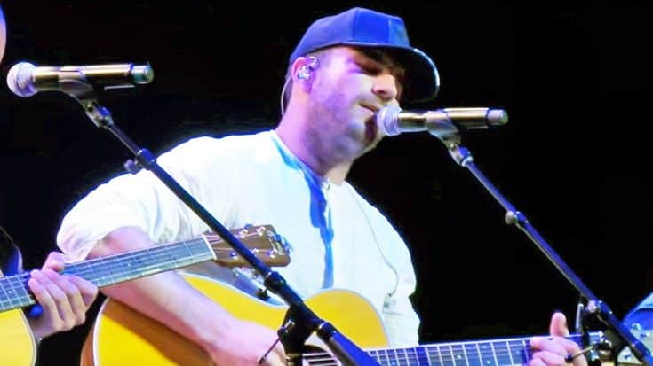 Sam Hunt Covers Little Big Town’s “Girl Crush” In 2016 | Country Music Videos