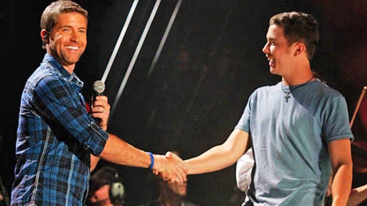 Scotty McCreery Wows Crowd In Performance Of ‘Your Man’ With Idol Josh Turner | Country Music Videos