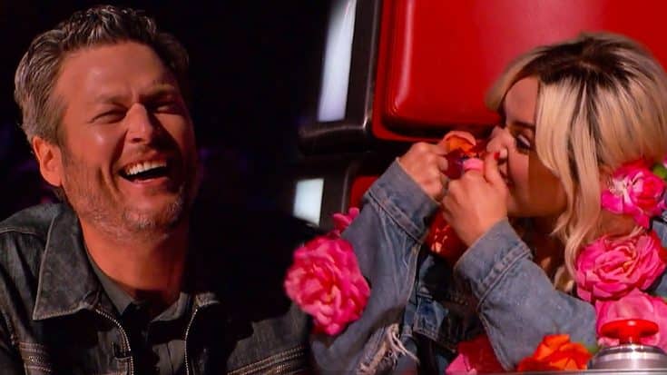 Blake And Miley Bring The Heat In Good Ole Country Standoff For A ‘Voice’ Win | Country Music Videos