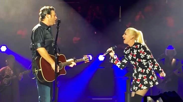 Blake & Gwen Only Have Eyes For Each Other During Duet In His Home State | Country Music Videos