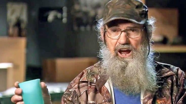 Uncle Si Calls His Cat WHAT?? This Is HILARIOUS! | Country Music Videos