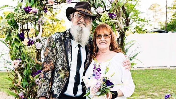 Uncle Si’s Wife of 47 Years Never Appeared On ‘Duck Dynasty’ | Country Music Videos