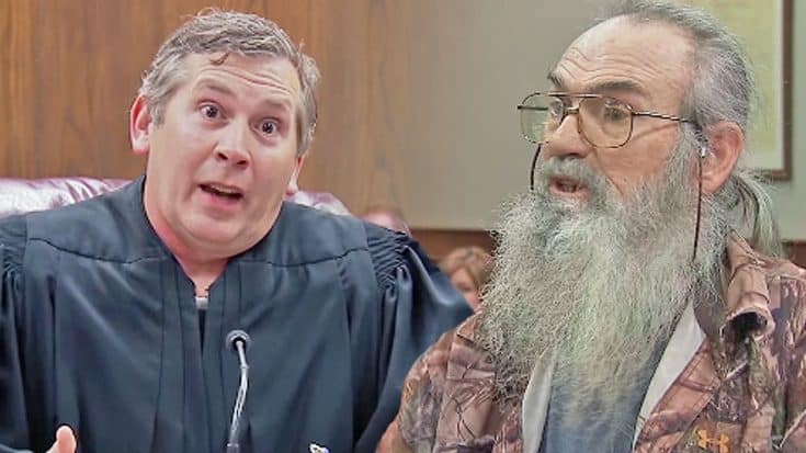 Uncle Si Represents Jase Robertson In Court – Find Out If He Was Found Guilty! | Country Music Videos