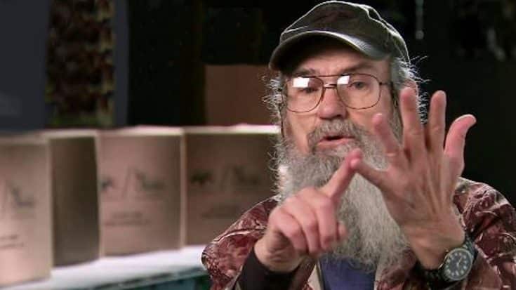 Uncle Si Makes Startling Confession In New Book | Country Music Videos