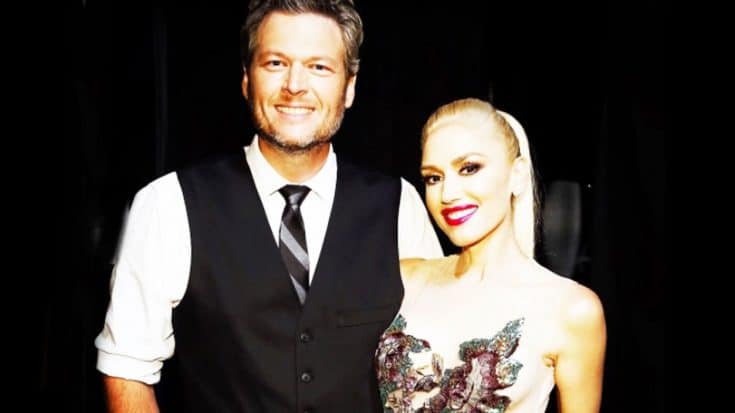 Blake Shelton & Gwen Stefani Cozy Up For The Holidays In Adorable Snapchats | Country Music Videos