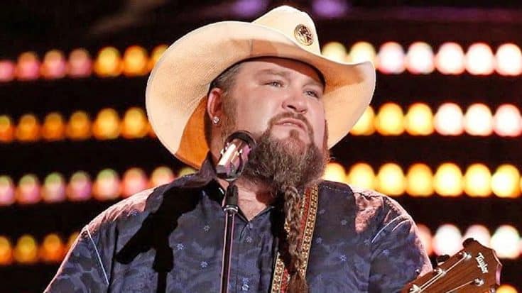 Sundance Head Asks For Immediate Prayers After Father, 75, Rushed To ER | Country Music Videos