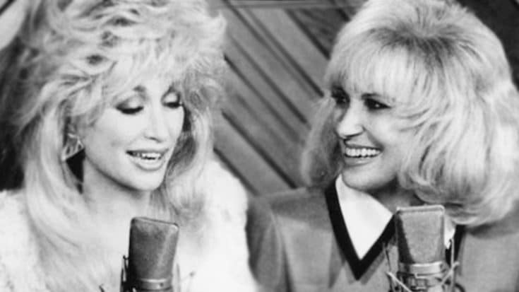 Dolly Parton Performs “Shine On” At Tammy Wynette’s 1998 Memorial | Country Music Videos