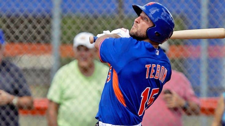 Tim Tebow Does Something No One Expected In His First Professional Baseball Game | Country Music Videos