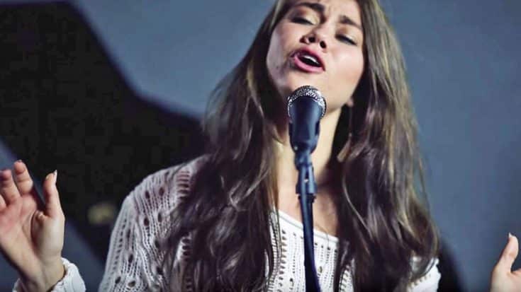 Season 6 ‘Voice’ Alum Tess Boyer Delivers Cover Of Patsy Cline’s ‘Crazy’ | Country Music Videos