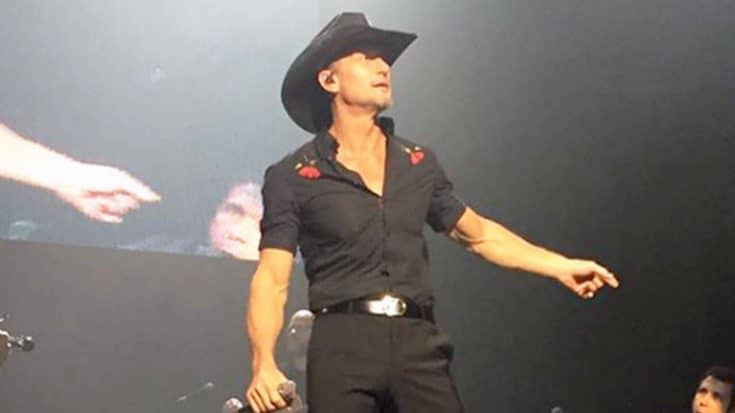 Tim McGraw Makes First Statement Since Scary Onstage Collapse | Country Music Videos