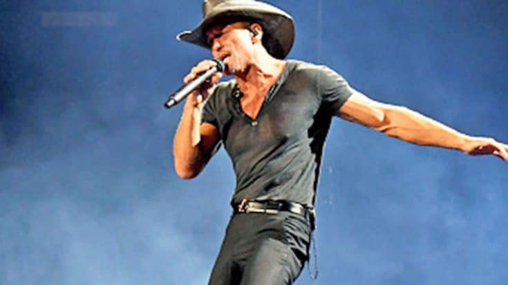 Tim McGraw Closes Out Performance With A Message For Washington | Country Music Videos