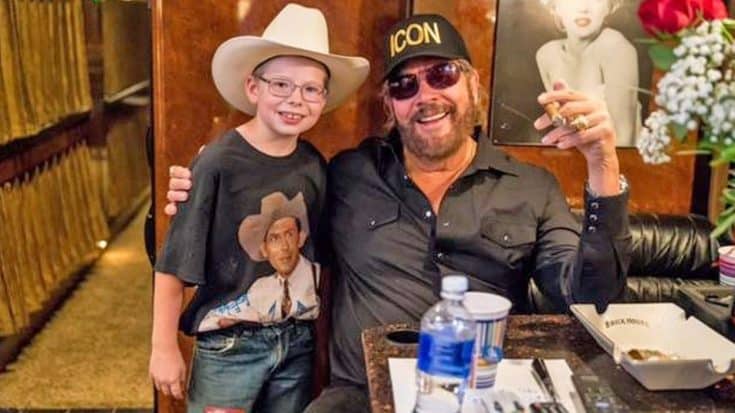 9-Year-Old Cowboy Stuns Thousands With ‘Tear In My Beer,’ Including Hank Himself | Country Music Videos