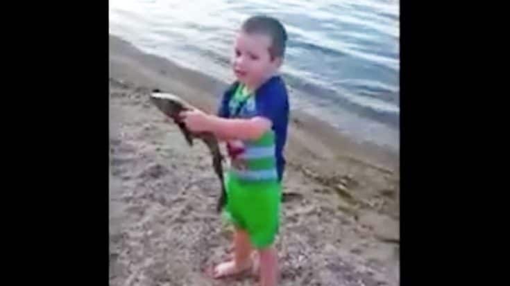 Little Boy Catches Fish And You Won’t Believe Your Eyes | Country Music Videos