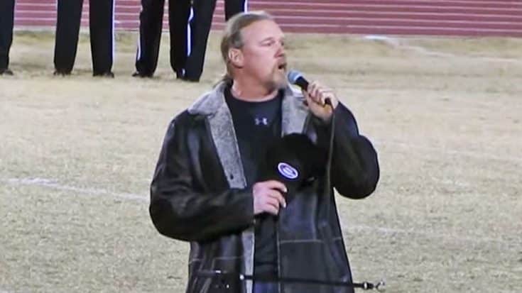 Small Town Meets Big Star When Trace Adkins Sings National Anthem At High School Football Playoffs | Country Music Videos