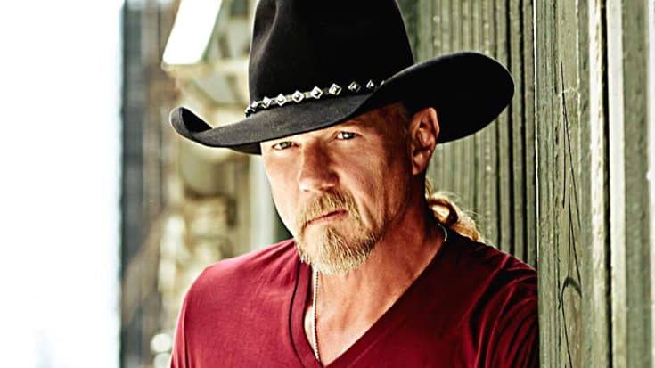 Trace Adkins Suddenly Forced To Postpone Concert | Country Music Videos