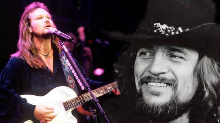 Travis Tritt Dedicates ‘I’ve Always Been Crazy’ To Waylon Jennings Just Days After His Death | Country Music Videos